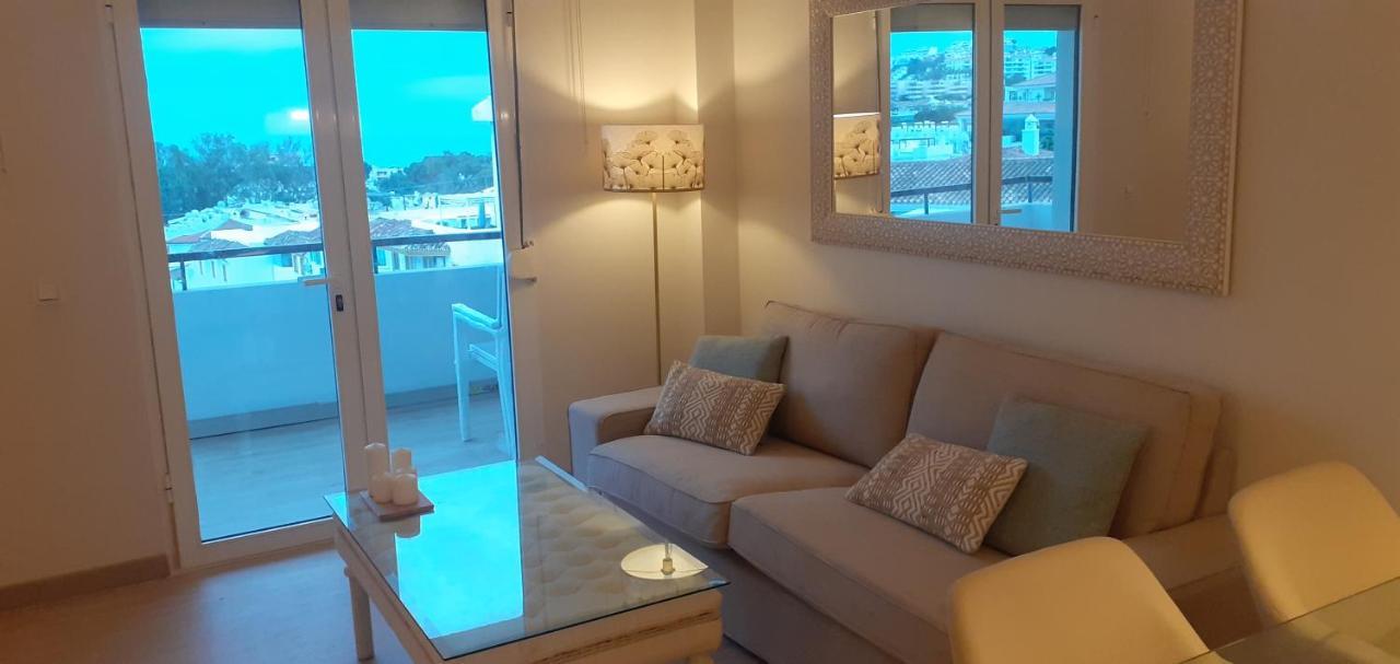 Apartamento- Atico En Mijas Costa , Con Piscina. Sitio de Calahonda المظهر الخارجي الصورة